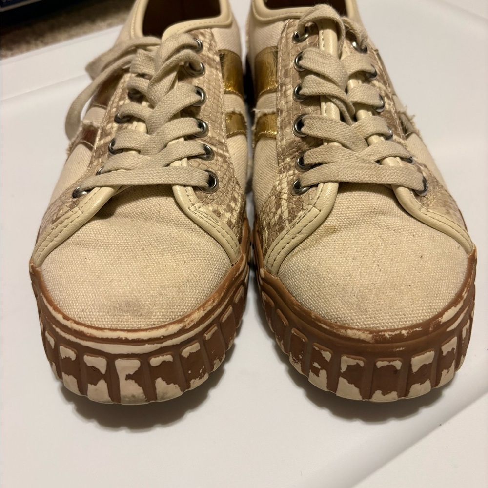 Dolce Vita Cream and Tan Women's Sneakers